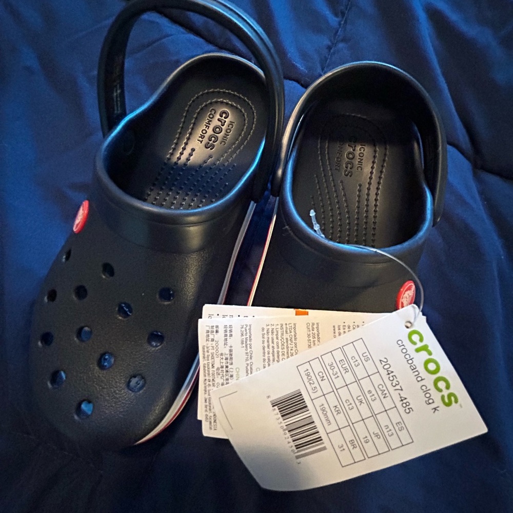 CROCS • Blue & White Crocs Kid Shoe • 13 • - Picture 7 of 7